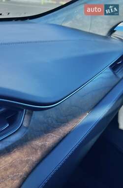 Лифтбек Tesla Model S 2019 в Одессе
