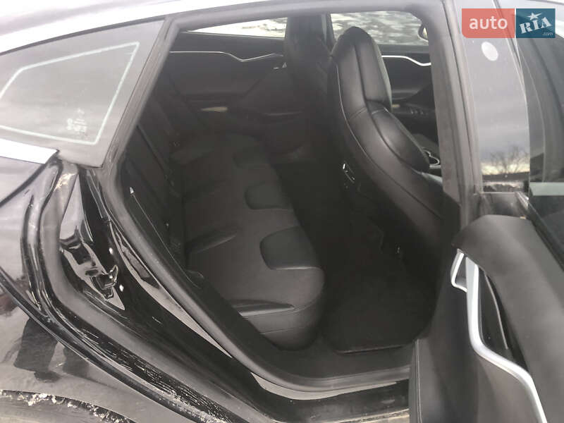 Лифтбек Tesla Model S 2017 в Виннице фото 11 Лифтбек Tesla Model S 2017 в Виннице