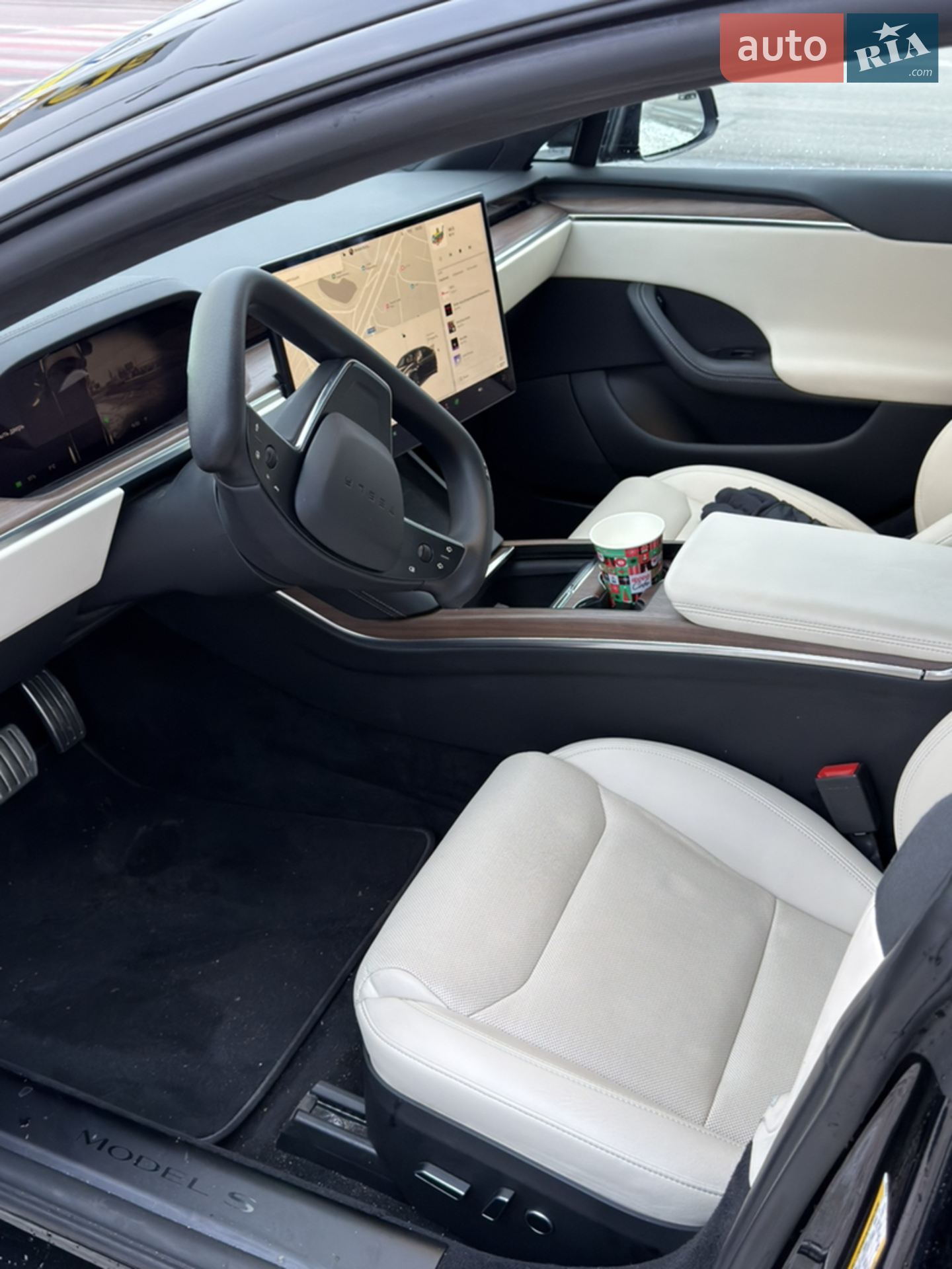 2022 Tesla Model S - мініатюра 8
