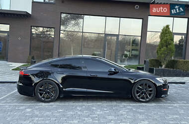 Лифтбек Tesla Model S 2022 в Ужгороде