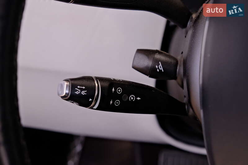 Лифтбек Tesla Model S 2015 в Одессе фото 25 Лифтбек Tesla Model S 2015 в Одессе