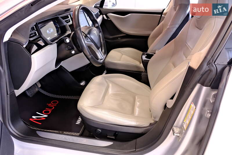 Лифтбек Tesla Model S 2015 в Одессе фото 31 Лифтбек Tesla Model S 2015 в Одессе