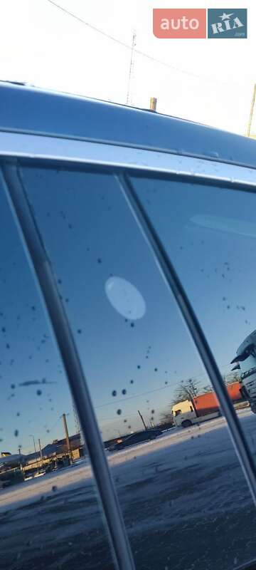 Лифтбек Tesla Model S 2016 в Сарнах