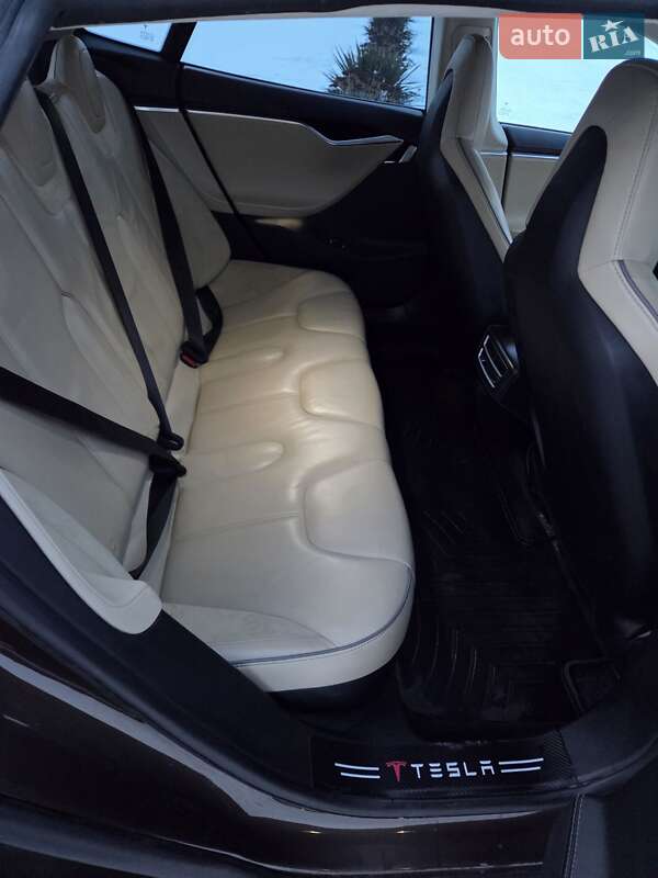 Лифтбек Tesla Model S 2014 в Теребовле фото 28 Лифтбек Tesla Model S 2014 в Теребовле