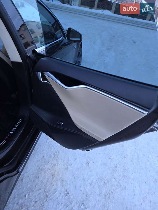 Лифтбек Tesla Model S 2014 в Теребовле фото 29 Лифтбек Tesla Model S 2014 в Теребовле