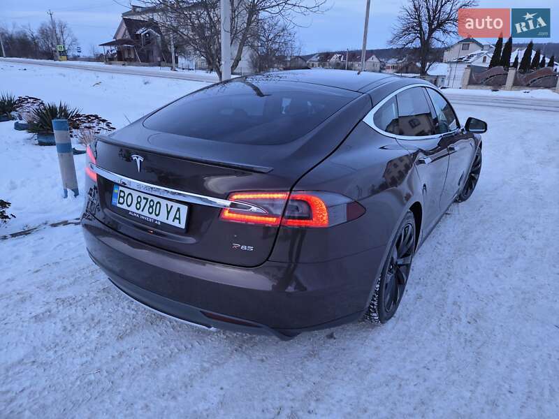 Лифтбек Tesla Model S 2014 в Теребовле фото 14 Лифтбек Tesla Model S 2014 в Теребовле