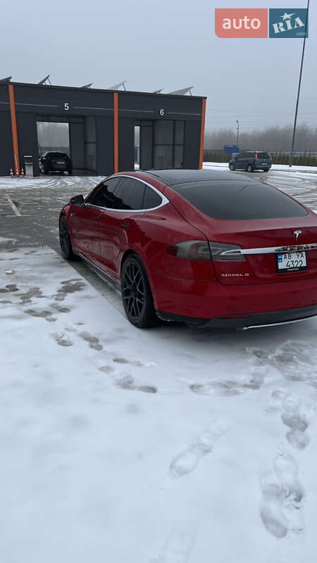 Лифтбек Tesla Model S 2014 в Виннице фото 15 Лифтбек Tesla Model S 2014 в Виннице