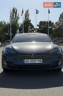 Лифтбек Tesla Model S 2020 в Днепре