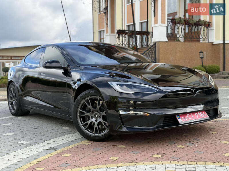 Лифтбек Tesla Model S 2024 в Дрогобыче