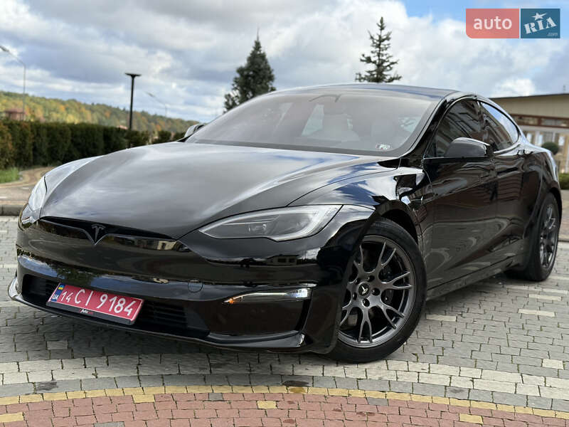 Лифтбек Tesla Model S 2024 в Дрогобыче