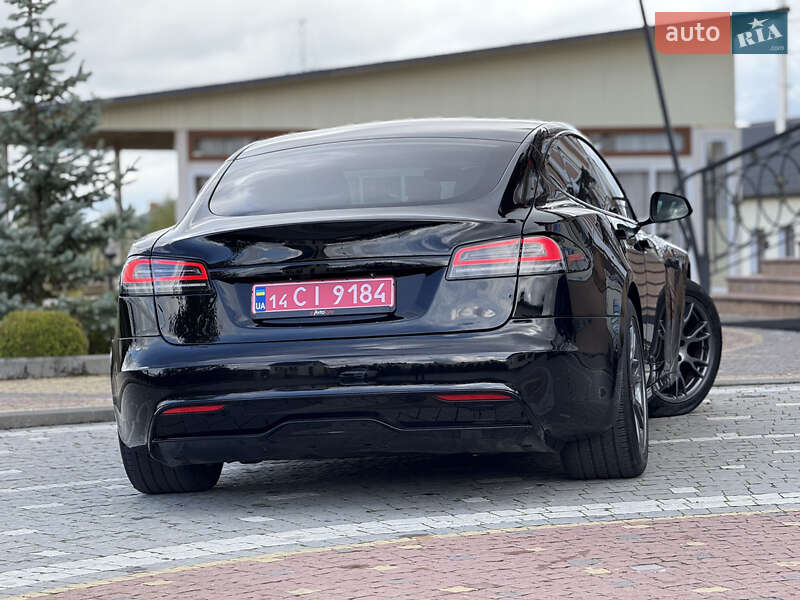 Лифтбек Tesla Model S 2024 в Дрогобыче