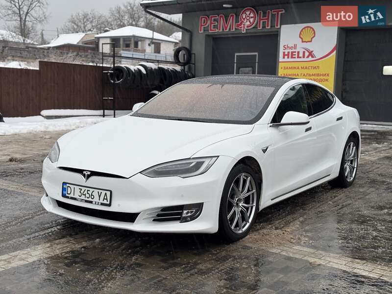 Ліфтбек Tesla Model S 2016 в Бучі фото 8 Ліфтбек Tesla Model S 2016 в Бучі