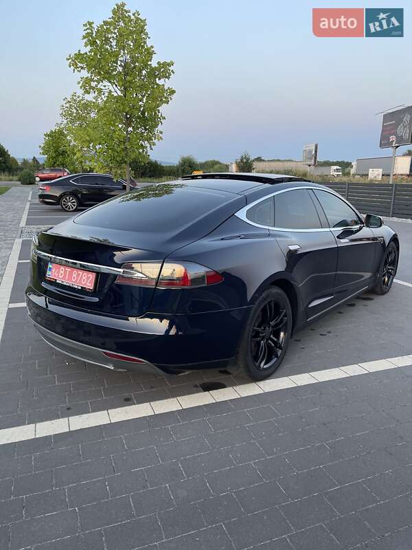 Лифтбек Tesla Model S 2013 в Мукачево