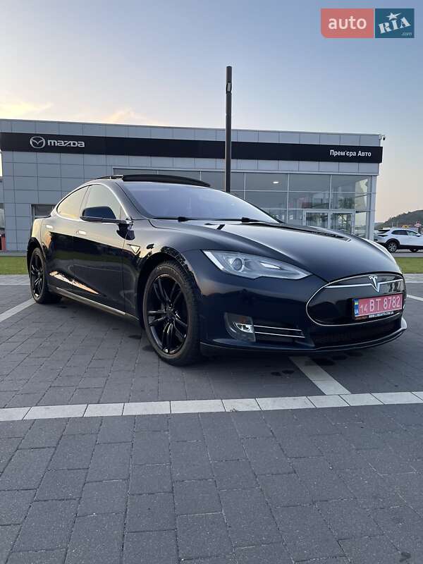 Лифтбек Tesla Model S 2013 в Мукачево