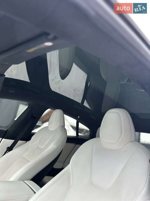 Лифтбек Tesla Model S 2021 в Львове фото 11 Лифтбек Tesla Model S 2021 в Львове