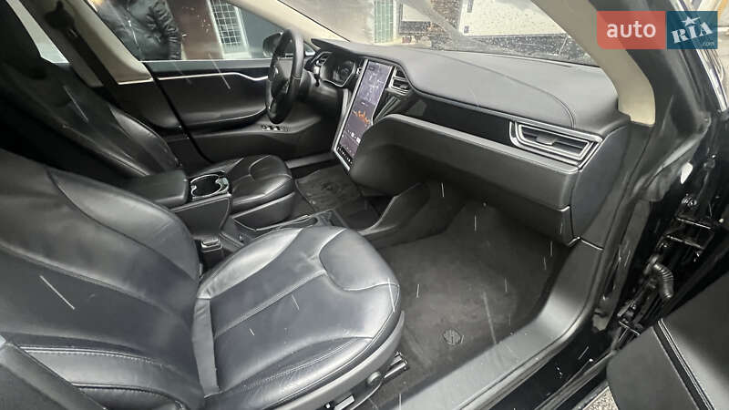 Лифтбек Tesla Model S 2014 в Харькове