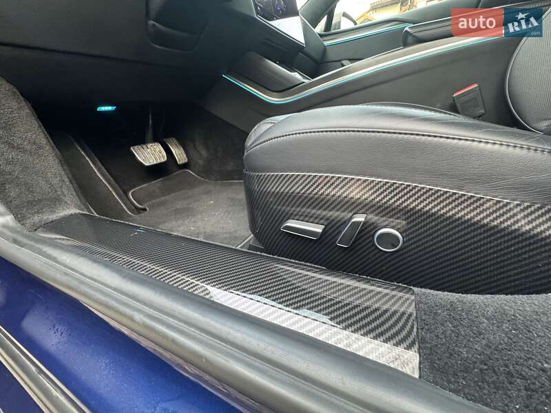 Лифтбек Tesla Model S 2021 в Одессе