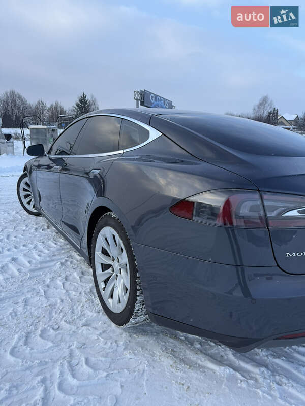 Лифтбек Tesla Model S 2015 в Львове фото 10 Лифтбек Tesla Model S 2015 в Львове