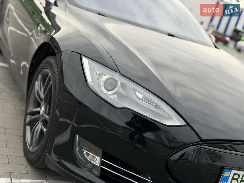 Лифтбек Tesla Model S 2015 в Одессе фото 18 Лифтбек Tesla Model S 2015 в Одессе