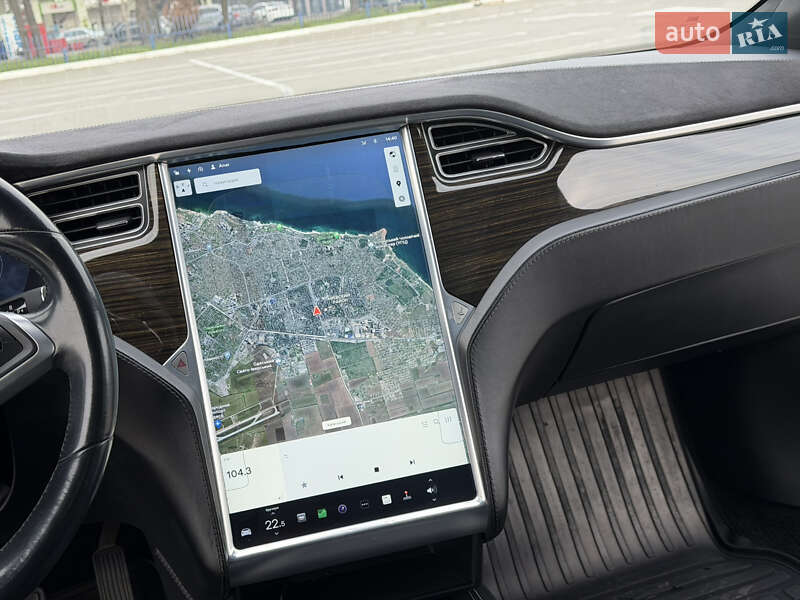 Лифтбек Tesla Model S 2015 в Одессе фото 28 Лифтбек Tesla Model S 2015 в Одессе