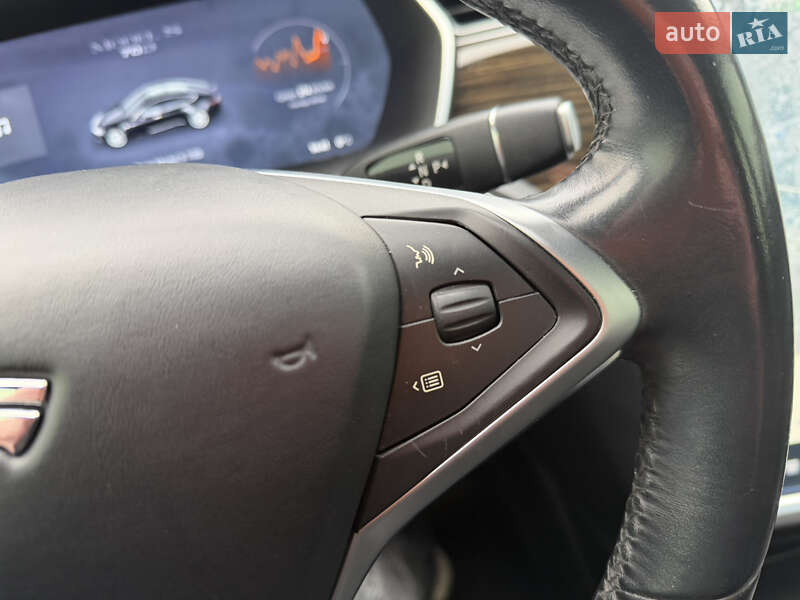 Лифтбек Tesla Model S 2015 в Одессе фото 45 Лифтбек Tesla Model S 2015 в Одессе