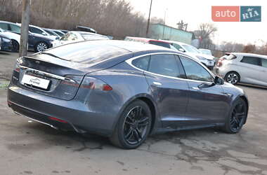 Лифтбек Tesla Model S 2015 в Луцке
