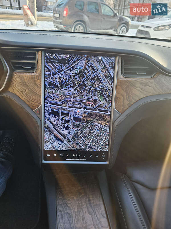 Лифтбек Tesla Model S 2019 в Хмельницком