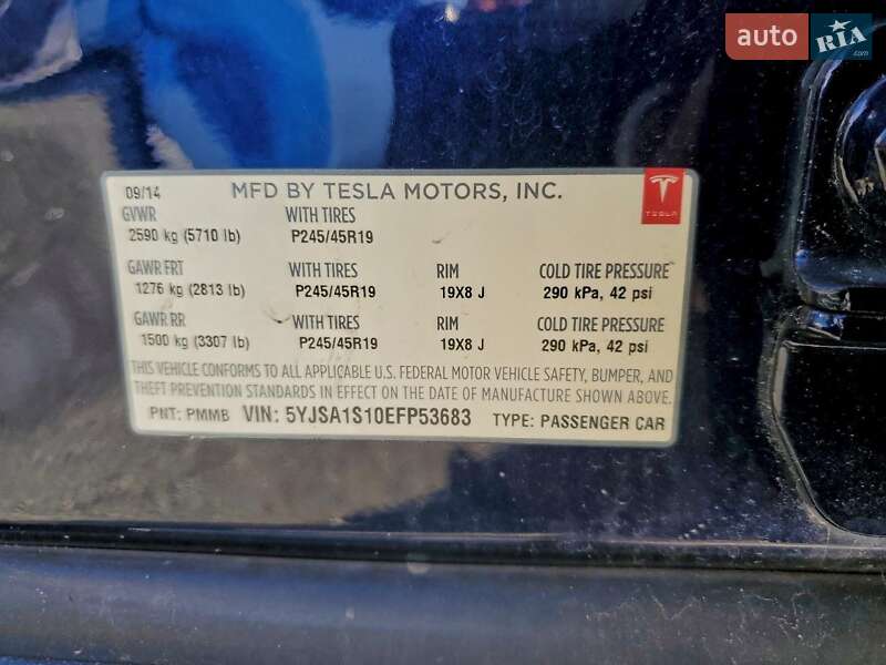 Лифтбек Tesla Model S 2014 в Полтаве