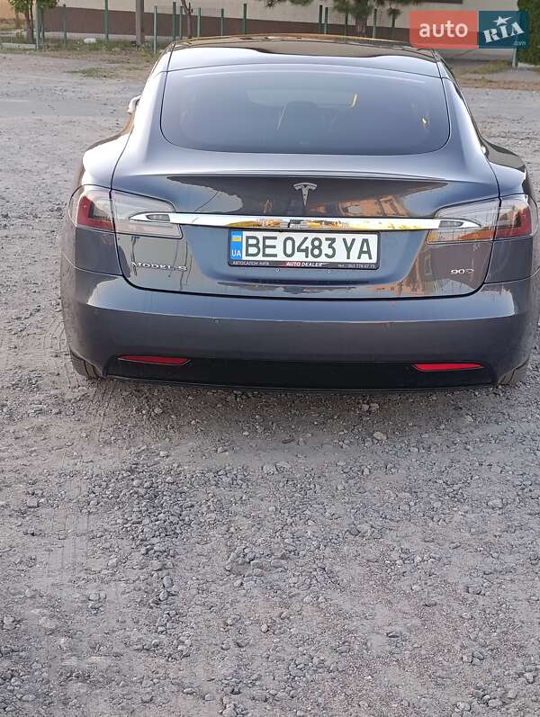 Ліфтбек Tesla Model S 2016 в Вознесенську
