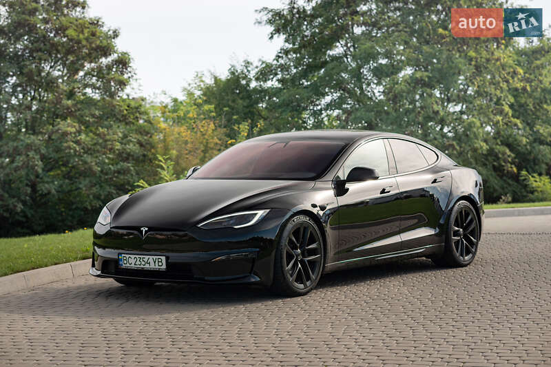 Лифтбек Tesla Model S 2022 в Львове