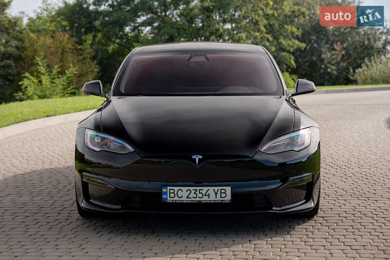 Лифтбек Tesla Model S 2022 в Львове