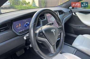 Лифтбек Tesla Model S 2018 в Киеве