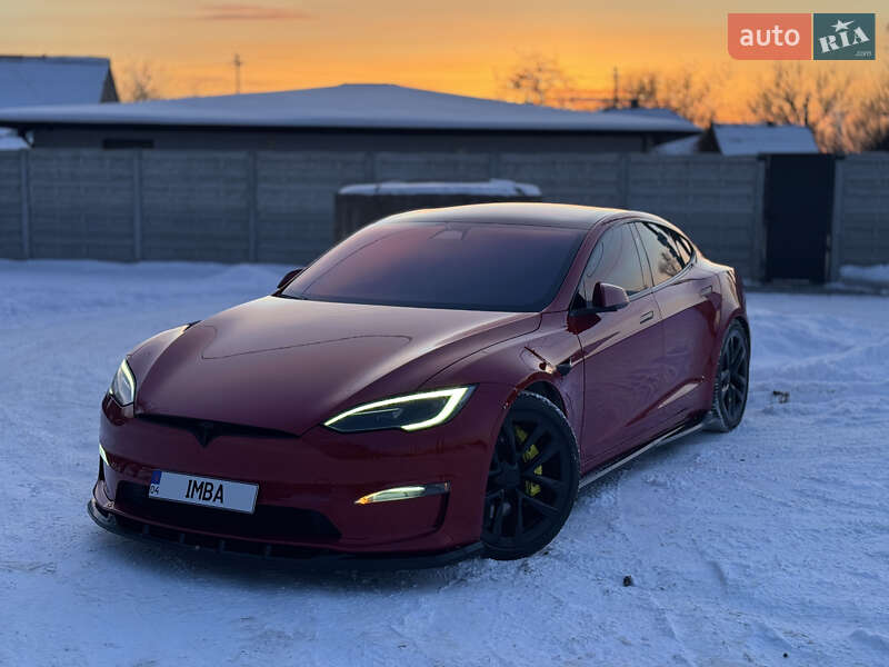 Лифтбек Tesla Model S 2022 в Днепре