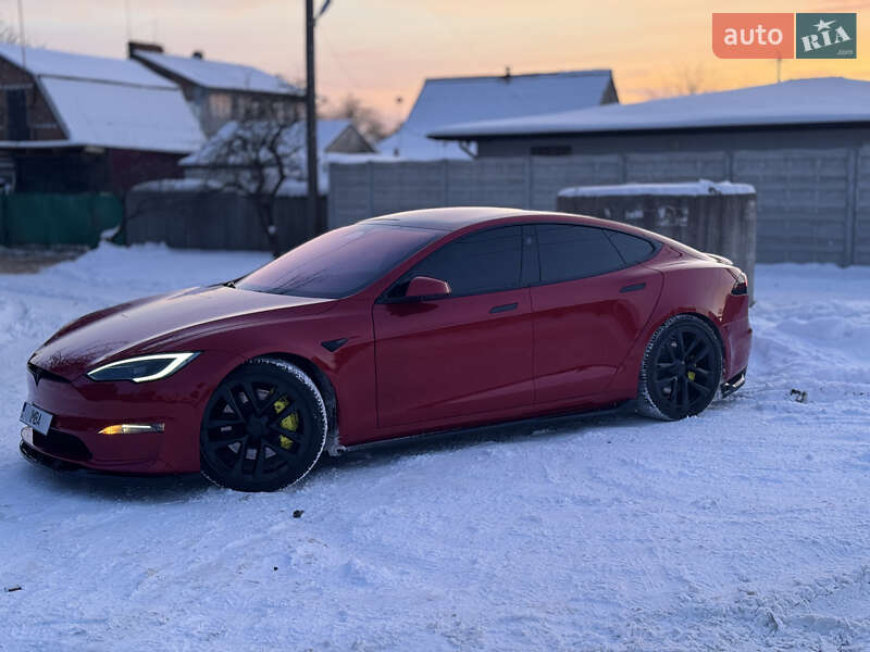 Лифтбек Tesla Model S 2022 в Днепре