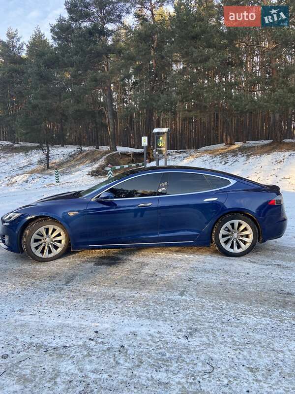 Ліфтбек Tesla Model S 2016 в Миргороді фото 3 Ліфтбек Tesla Model S 2016 в Миргороді