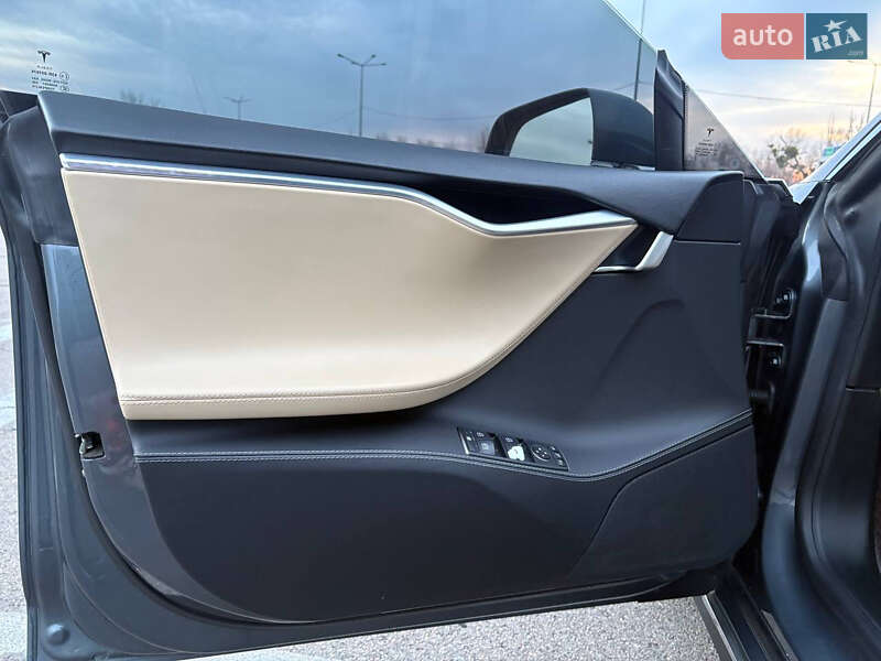 Ліфтбек Tesla Model S 2013 в Києві фото 7 Ліфтбек Tesla Model S 2013 в Києві