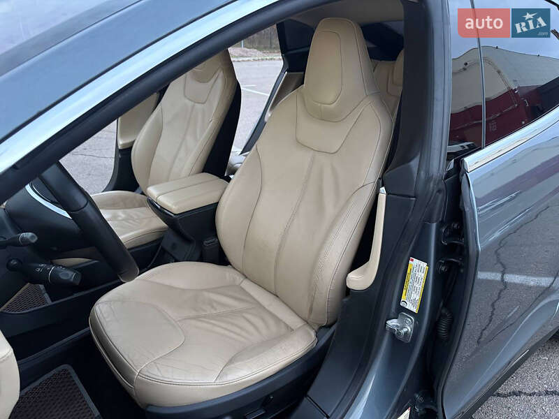 Ліфтбек Tesla Model S 2013 в Києві фото 11 Ліфтбек Tesla Model S 2013 в Києві