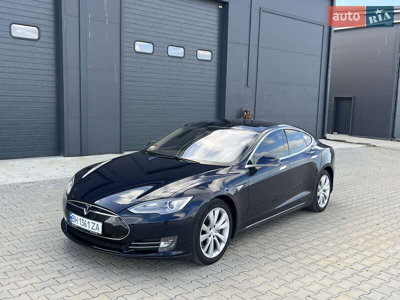 Лифтбек Tesla Model S 2014 в Одессе фото 4 Лифтбек Tesla Model S 2014 в Одессе