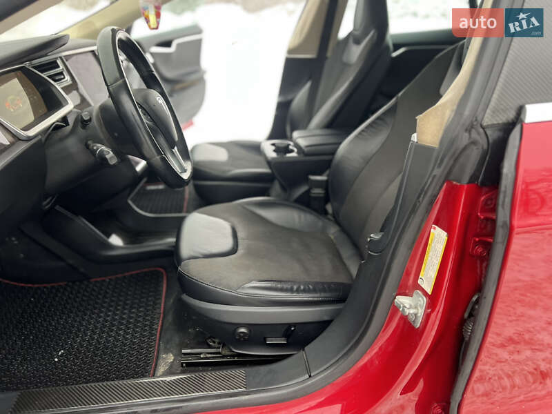 Ліфтбек Tesla Model S 2013 в Тернополі фото 21 Ліфтбек Tesla Model S 2013 в Тернополі