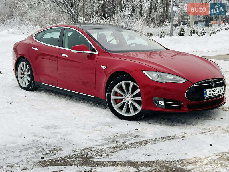 Ліфтбек Tesla Model S 2013 в Тернополі фото 15 Ліфтбек Tesla Model S 2013 в Тернополі