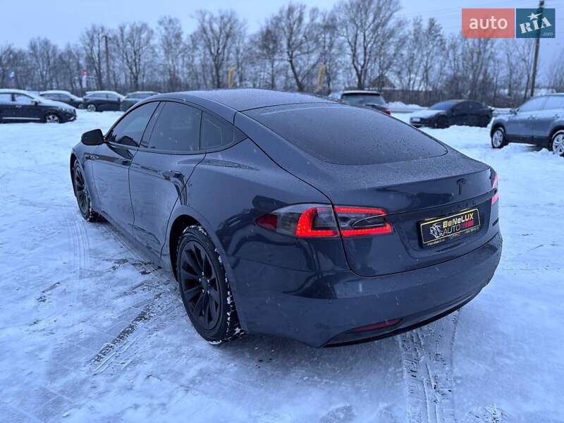 Лифтбек Tesla Model S 2017 в Коломые фото 8 Лифтбек Tesla Model S 2017 в Коломые