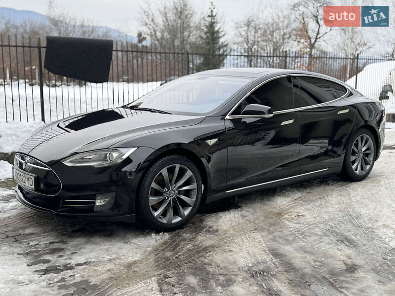 Ліфтбек Tesla Model S 2013 в Сваляві фото 3 Ліфтбек Tesla Model S 2013 в Сваляві