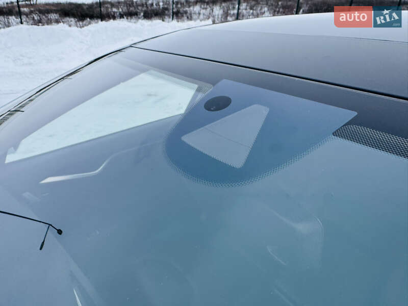 Лифтбек Tesla Model S 2015 в Ровно фото 20 Лифтбек Tesla Model S 2015 в Ровно