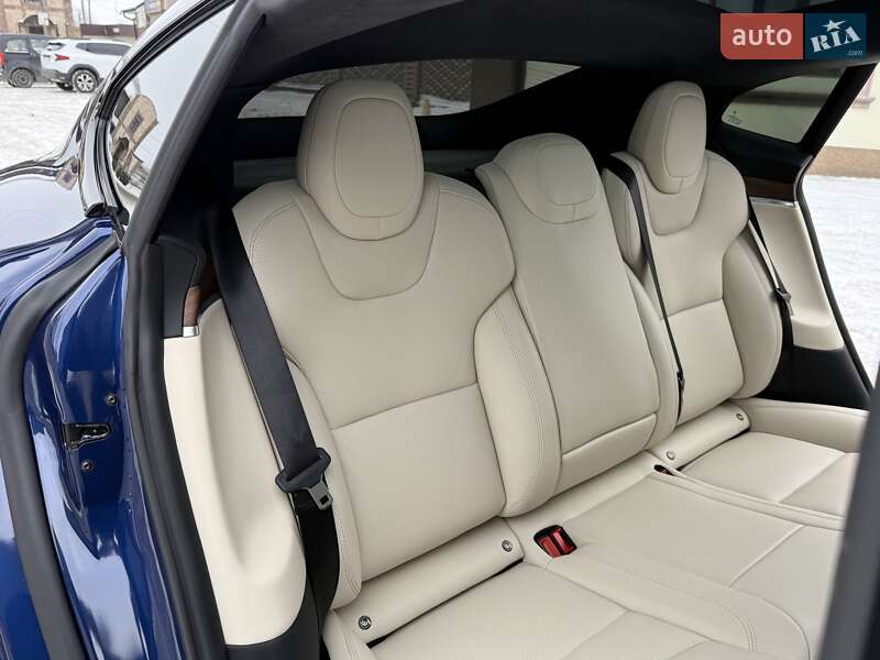 Лифтбек Tesla Model S 2025 в Виннице фото 29 Лифтбек Tesla Model S 2025 в Виннице
