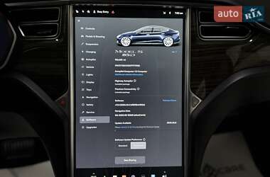 Лифтбек Tesla Model S 2015 в Дрогобыче