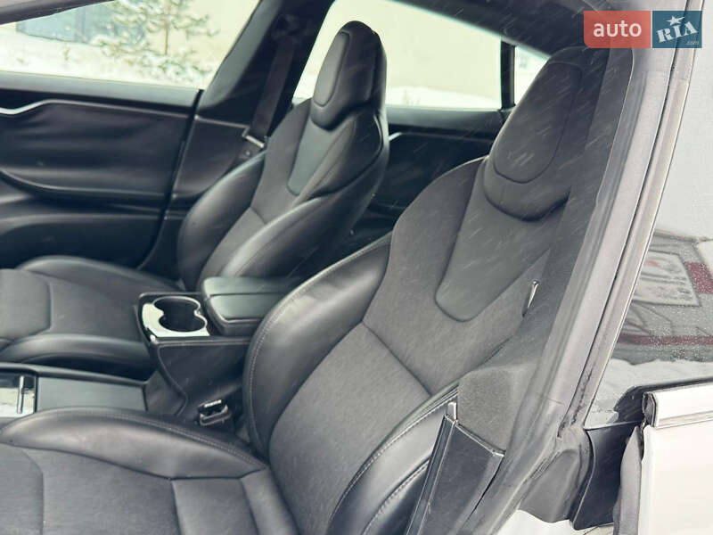 Ліфтбек Tesla Model S 2018 в Луцьку