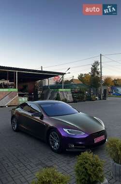 Ліфтбек Tesla Model S 2016 в Луцьку