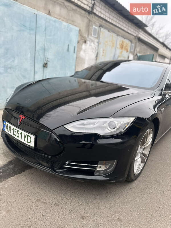 Tesla Model S 2013 Tesla Model S 2013