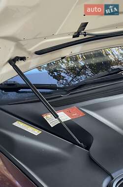 Лифтбек Tesla Model S 2016 в Луцке