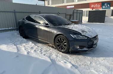 Ліфтбек Tesla Model S 2015 в Софіївській Борщагівці